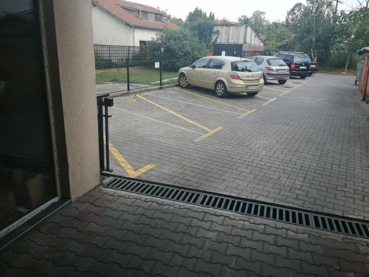 New And Nice Apartments Kragujevac Extérieur photo